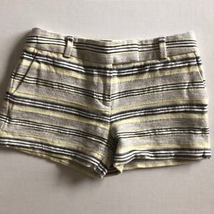 Cotton/ linen blend striped short.